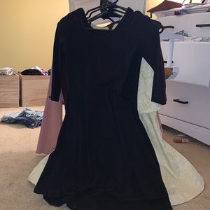 black long sleeve dress